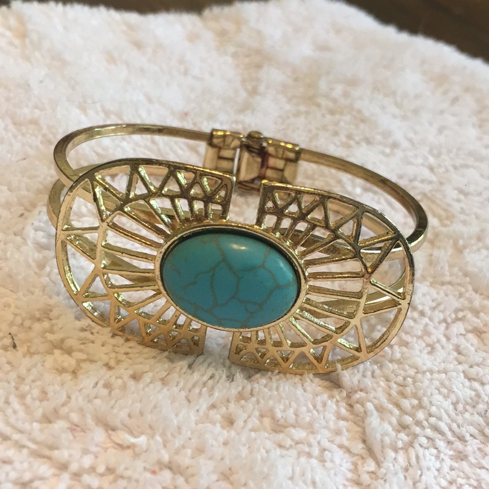 Gold and turquoise bracelet